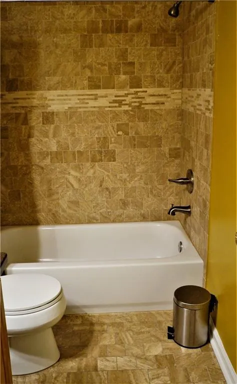 703 Brighton Point, Atlanta, Georgia 30328, 2 Bedrooms Bedrooms, ,2 BathroomsBathrooms,Residential,Sold,703 Brighton Point,6608909