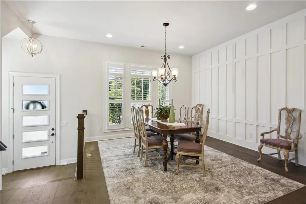 4362 Parkside Place, Sandy Springs, Georgia 30342, 3 Bedrooms Bedrooms, ,3 BathroomsBathrooms,Residential,Sold,4362 Parkside Place,7255101
