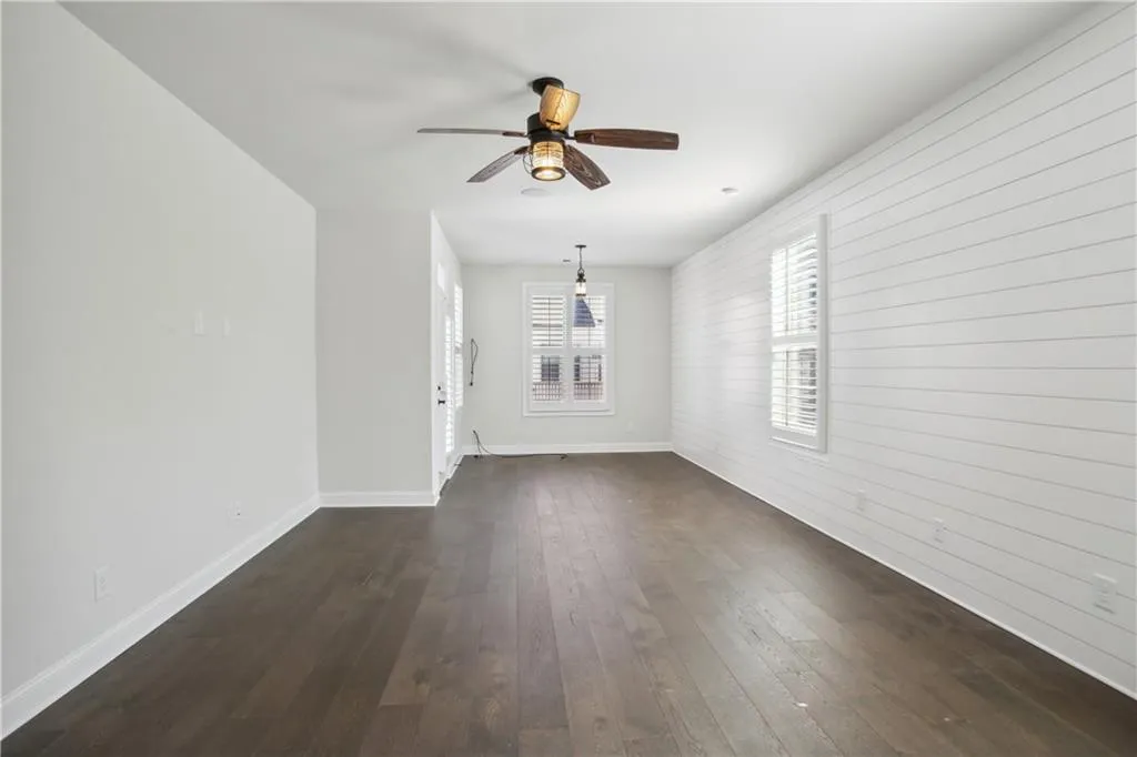 4362 Parkside Place, Sandy Springs, Georgia 30342, 3 Bedrooms Bedrooms, ,3 BathroomsBathrooms,Residential,Sold,4362 Parkside Place,7255101