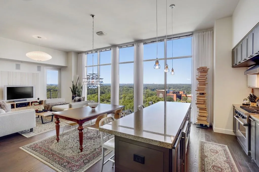 1820 Peachtree Street Nw Unit 1811, Atlanta, Georgia 30309, 2 Bedrooms Bedrooms, ,3 BathroomsBathrooms,Residential,Sold,1820 Peachtree Street Nw Unit 1811,5801822