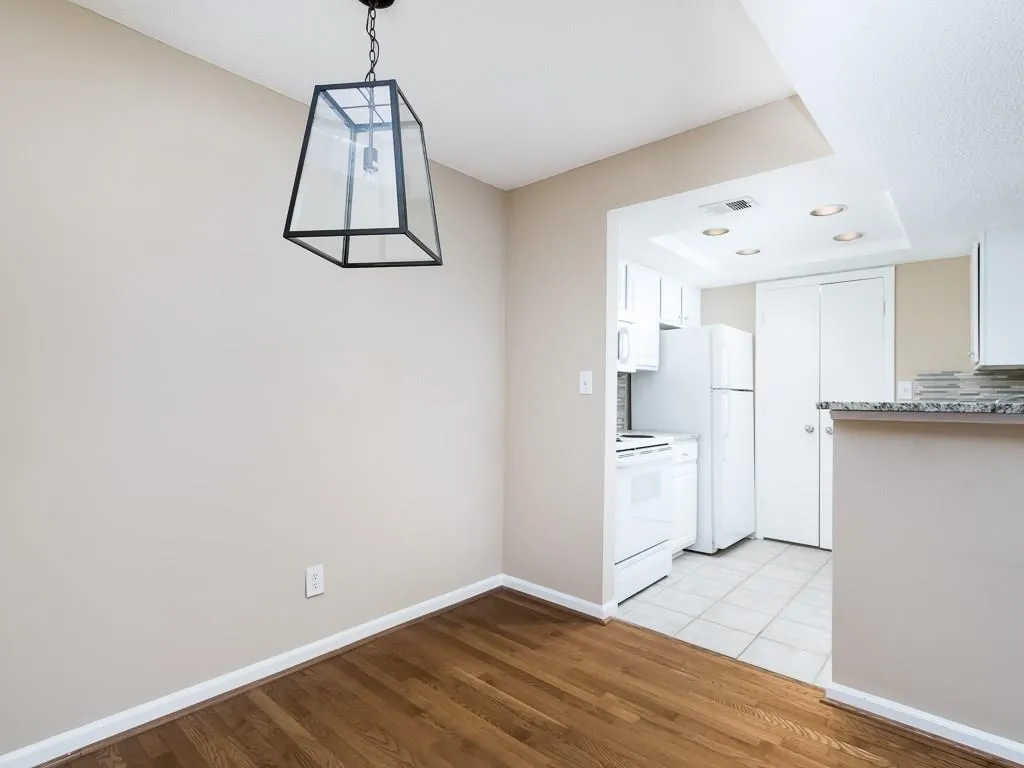 1012 Chastain Park Court Ne, Atlanta, Georgia 30342, 2 Bedrooms Bedrooms, ,2 BathroomsBathrooms,Residential,Sold,1012 Chastain Park Court Ne,5998501