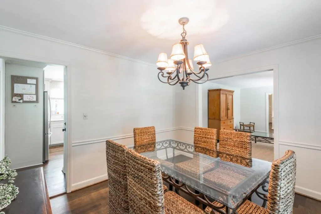 100 River Springs Drive, Sandy Springs, Georgia 30328, 4 Bedrooms Bedrooms, ,3 BathroomsBathrooms,Residential,Sold,100 River Springs Drive,5861168