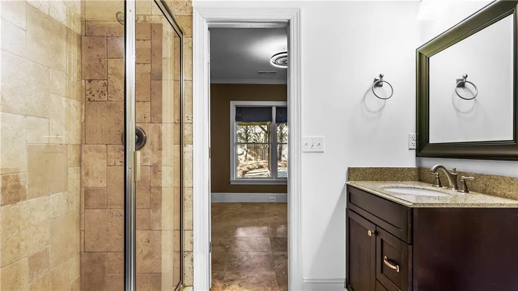 Full Terrace Level Bathroom