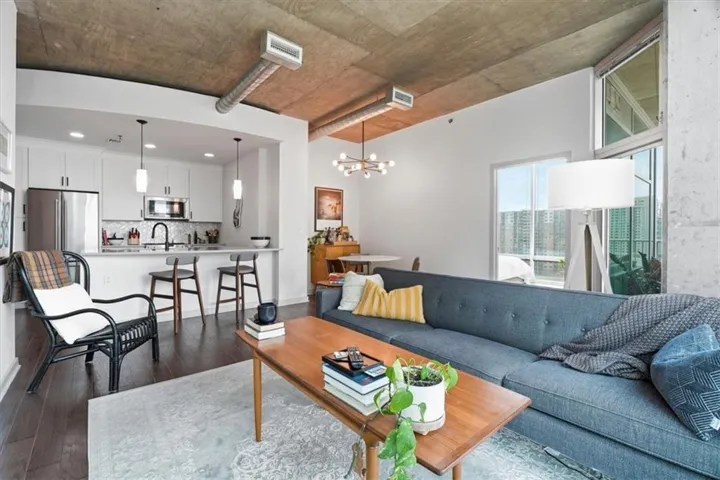 923 Peachtree Street Ne Unit 1328, Atlanta, Georgia 30309