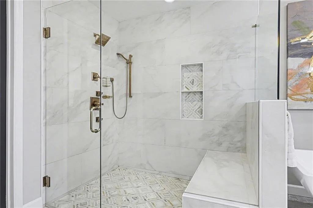 7070 Glenridge Drive, Atlanta, Georgia 30328, 5 Bedrooms Bedrooms, ,3 BathroomsBathrooms,Residential,For Sale,7070 Glenridge Drive,7707385