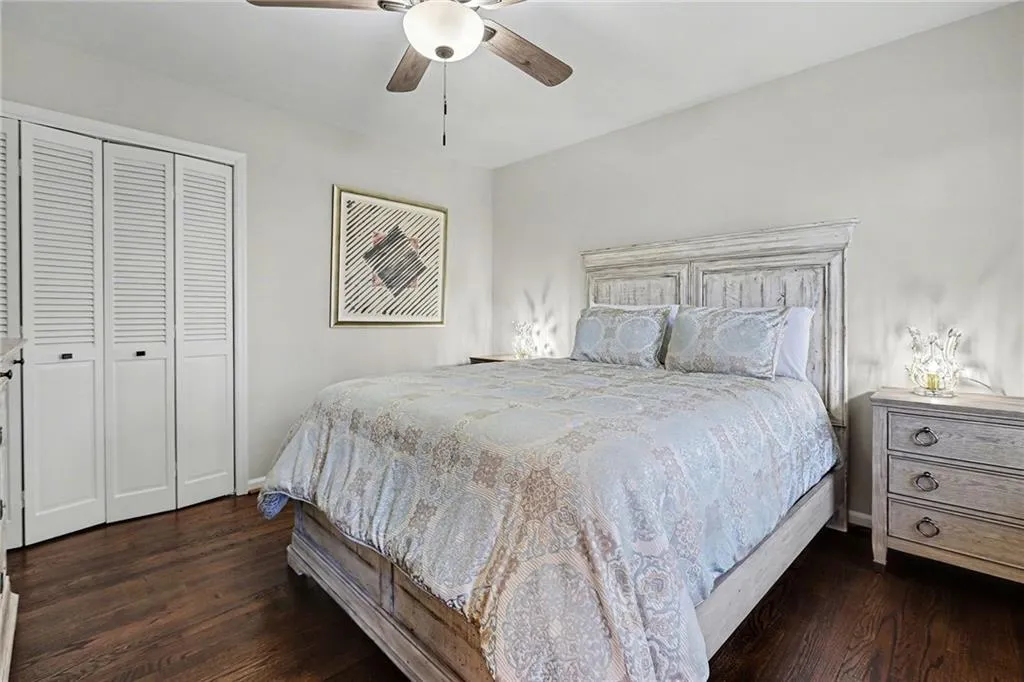 7070 Glenridge Drive, Atlanta, Georgia 30328, 5 Bedrooms Bedrooms, ,3 BathroomsBathrooms,Residential,For Sale,7070 Glenridge Drive,7707385