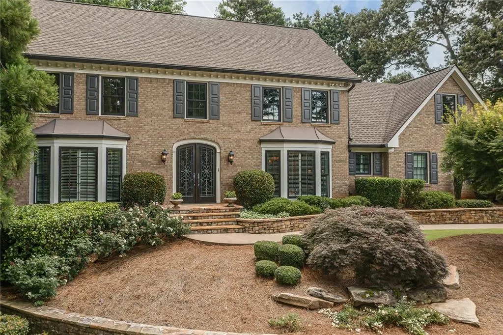 250 Glen Meadow Court, Sandy Springs, Georgia 30328, 4 Bedrooms Bedrooms, ,3 BathroomsBathrooms,Residential,Sold,250 Glen Meadow Court,7006595