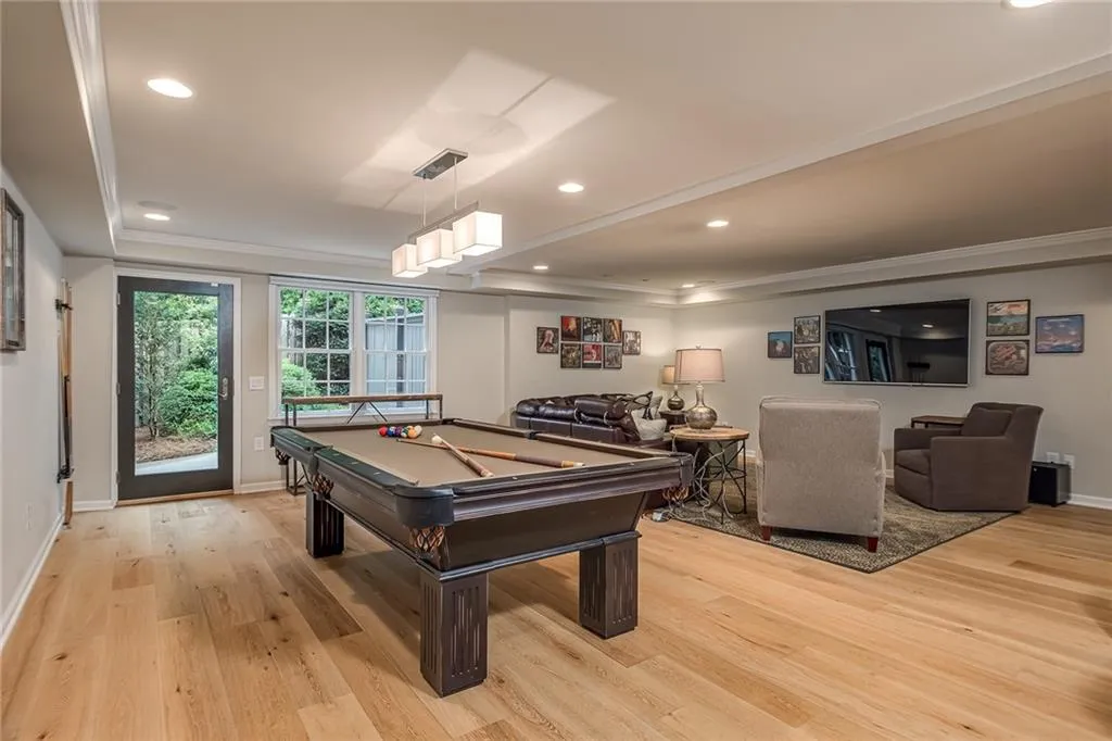 250 Glen Meadow Court, Sandy Springs, Georgia 30328, 4 Bedrooms Bedrooms, ,3 BathroomsBathrooms,Residential,Sold,250 Glen Meadow Court,7006595