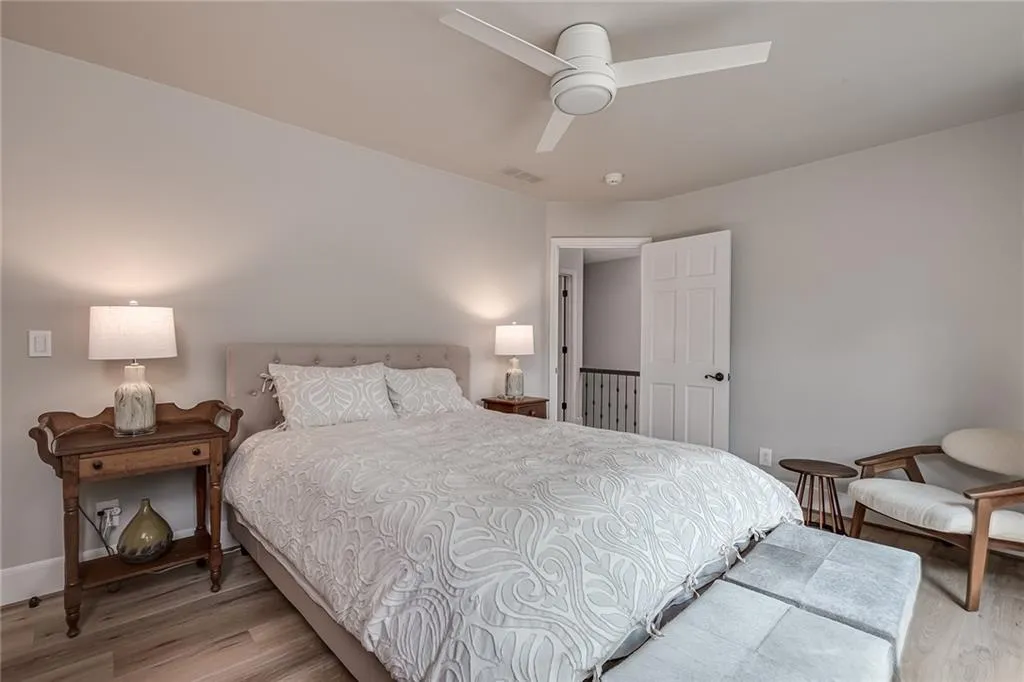 250 Glen Meadow Court, Sandy Springs, Georgia 30328, 4 Bedrooms Bedrooms, ,3 BathroomsBathrooms,Residential,Sold,250 Glen Meadow Court,7006595