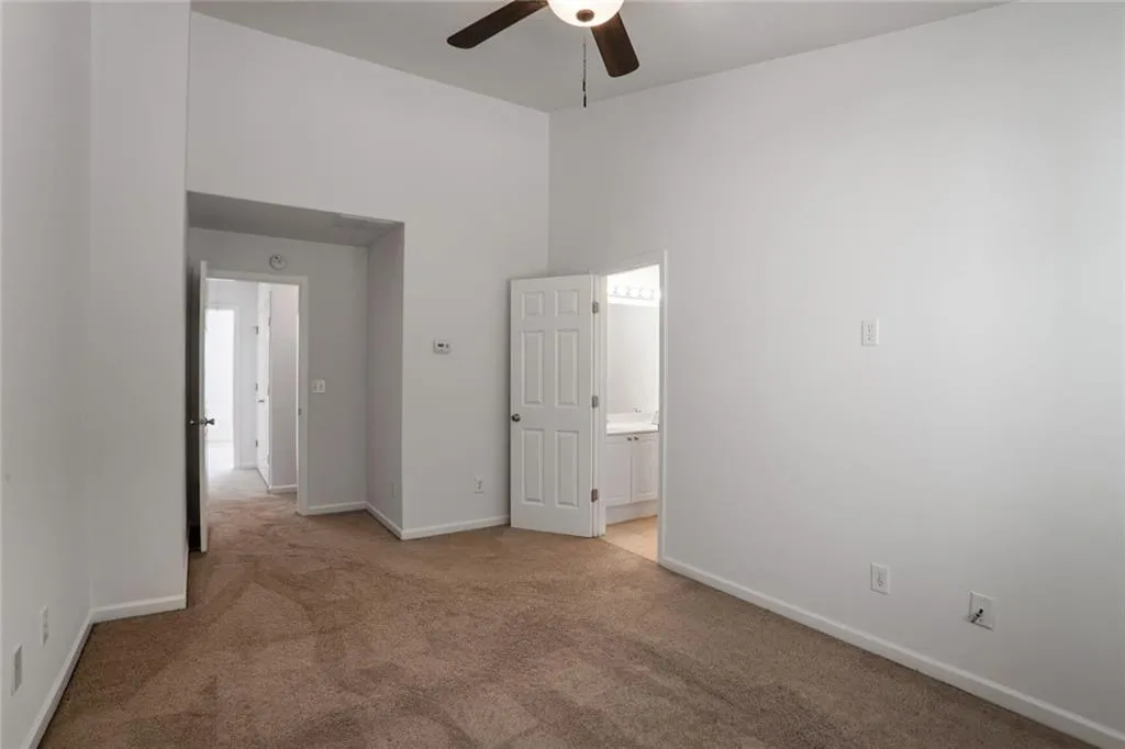 1488 Liberty Parkway Nw Unit 2202, Atlanta, Georgia 30318, 3 Bedrooms Bedrooms, ,3 BathroomsBathrooms,Residential,For Sale,1488 Liberty Parkway Nw Unit 2202,7607654