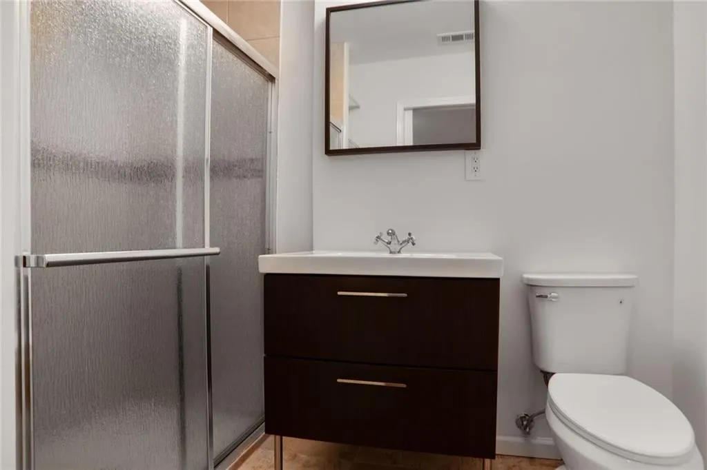 1488 Liberty Parkway Nw Unit 2202, Atlanta, Georgia 30318, 3 Bedrooms Bedrooms, ,3 BathroomsBathrooms,Residential,For Sale,1488 Liberty Parkway Nw Unit 2202,7607654