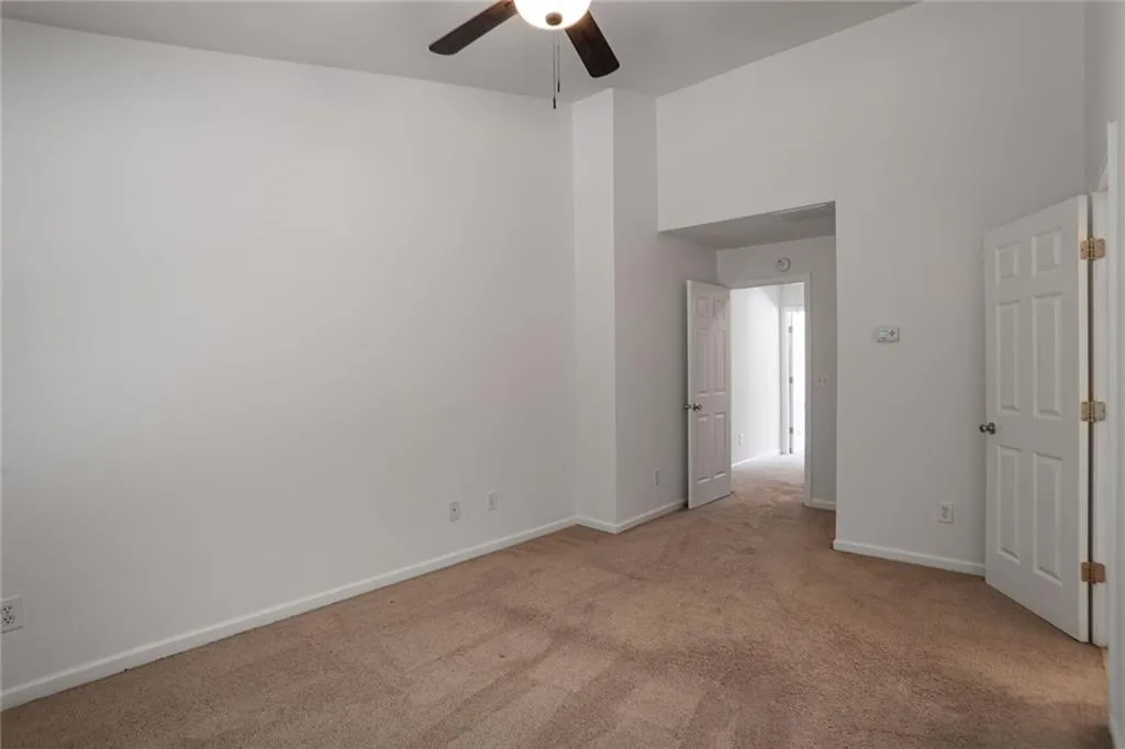 1488 Liberty Parkway Nw Unit 2202, Atlanta, Georgia 30318, 3 Bedrooms Bedrooms, ,3 BathroomsBathrooms,Residential,For Sale,1488 Liberty Parkway Nw Unit 2202,7607654