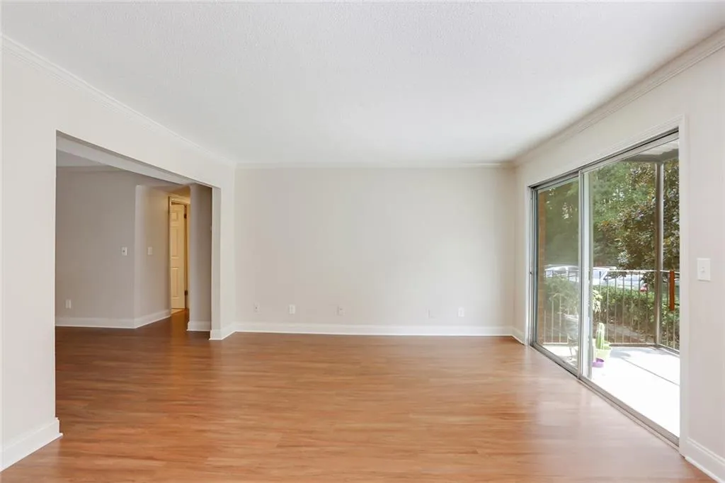 6851 Roswell Road Ne Unit H30, Atlanta, Georgia 30328, 2 Bedrooms Bedrooms, ,2 BathroomsBathrooms,Residential,Sold,6851 Roswell Road Ne Unit H30,6105765