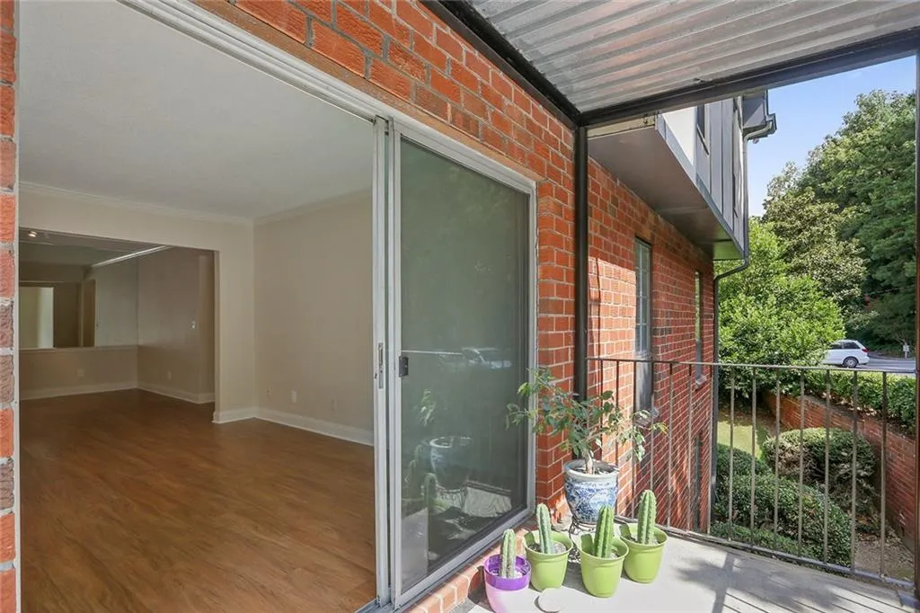6851 Roswell Road Ne Unit H30, Atlanta, Georgia 30328, 2 Bedrooms Bedrooms, ,2 BathroomsBathrooms,Residential,Sold,6851 Roswell Road Ne Unit H30,6105765