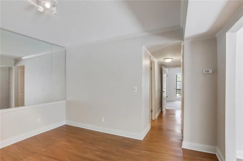 6851 Roswell Road Ne Unit H30, Atlanta, Georgia 30328, 2 Bedrooms Bedrooms, ,2 BathroomsBathrooms,Residential,Sold,6851 Roswell Road Ne Unit H30,6105765