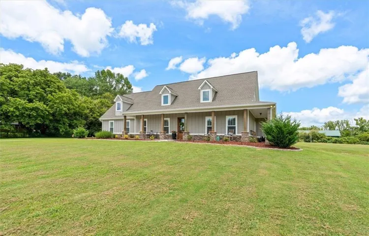 1303 Sandhill Hickory Level Road, Carrollton, Georgia 30116
