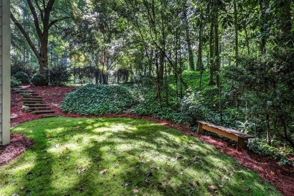 5160 Vernon Springs Trail, Atlanta, Georgia 30327, 4 Bedrooms Bedrooms, ,4 BathroomsBathrooms,Residential,Sold,5160 Vernon Springs Trail,6675351