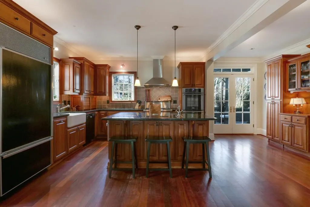 3091 Dale Drive Ne, Atlanta, Georgia 30305, 6 Bedrooms Bedrooms, ,5 BathroomsBathrooms,Residential,Sold,3091 Dale Drive Ne,5647512