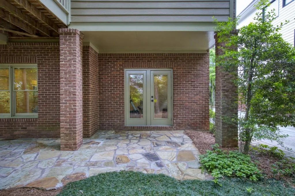 1004 Madeline Lane, Sandy Springs, Georgia 30350, 4 Bedrooms Bedrooms, ,3 BathroomsBathrooms,Residential,Sold,1004 Madeline Lane,6887109