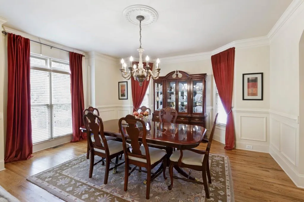 1004 Madeline Lane, Sandy Springs, Georgia 30350, 4 Bedrooms Bedrooms, ,3 BathroomsBathrooms,Residential,Sold,1004 Madeline Lane,6887109