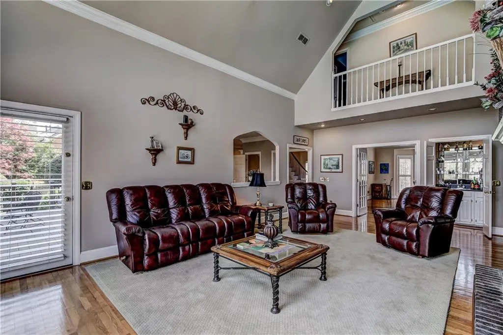 190 Grogans Landing, Sandy Springs, Georgia 30350, 5 Bedrooms Bedrooms, ,4 BathroomsBathrooms,Residential,Sold,190 Grogans Landing,5826788
