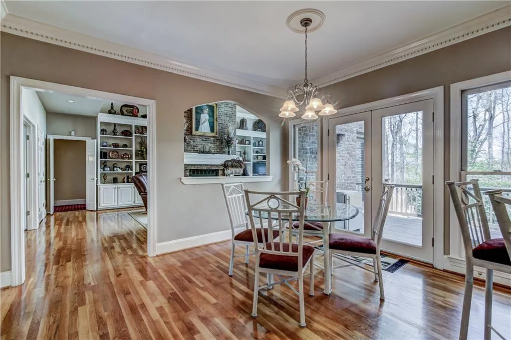 190 Grogans Landing, Sandy Springs, Georgia 30350, 5 Bedrooms Bedrooms, ,4 BathroomsBathrooms,Residential,Sold,190 Grogans Landing,5826788