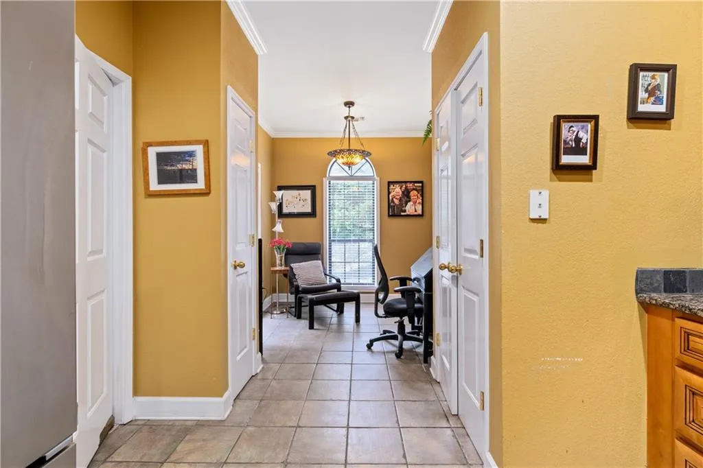 3071 Lenox Road Ne Unit 19, Atlanta, Georgia 30324, 2 Bedrooms Bedrooms, ,2 BathroomsBathrooms,Residential,For Sale,3071 Lenox Road Ne Unit 19,7623450