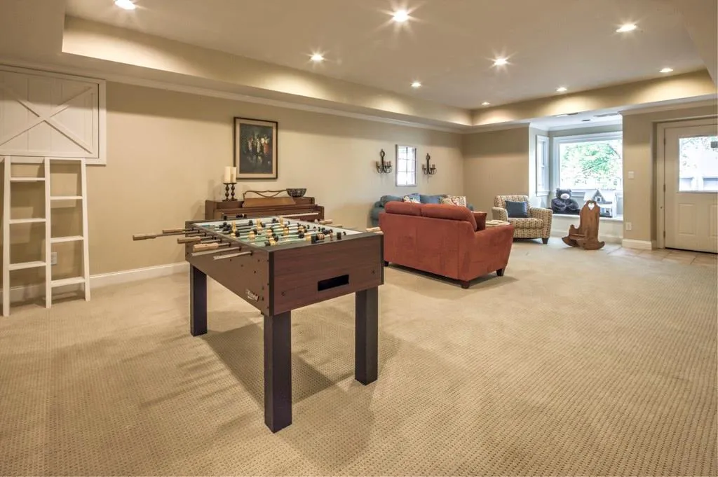 5330 Cross Roads Manor, Atlanta, Georgia 30327, 5 Bedrooms Bedrooms, ,5 BathroomsBathrooms,Residential,Sold,5330 Cross Roads Manor,5676860