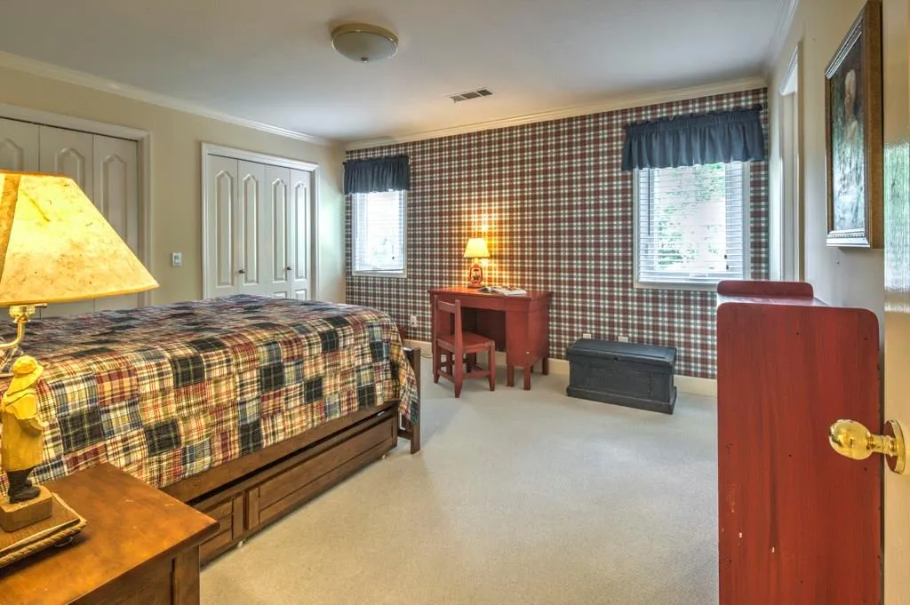 5330 Cross Roads Manor, Atlanta, Georgia 30327, 5 Bedrooms Bedrooms, ,5 BathroomsBathrooms,Residential,Sold,5330 Cross Roads Manor,5676860
