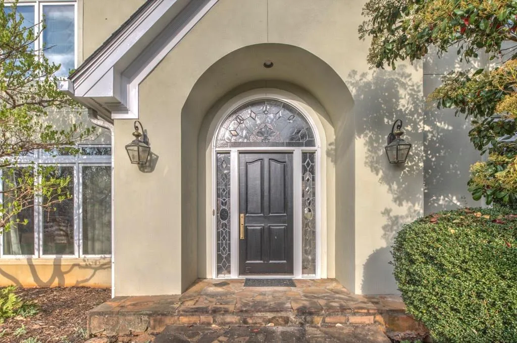 5330 Cross Roads Manor, Atlanta, Georgia 30327, 5 Bedrooms Bedrooms, ,5 BathroomsBathrooms,Residential,Sold,5330 Cross Roads Manor,5676860