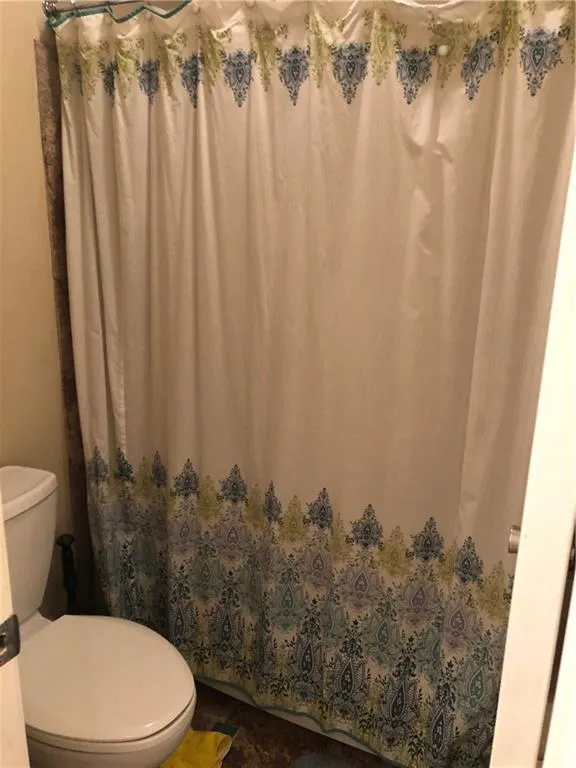 107 Natchez Trace, Sandy Springs, Georgia 30350, 2 Bedrooms Bedrooms, ,2 BathroomsBathrooms,Residential,Sold,107 Natchez Trace,6118501