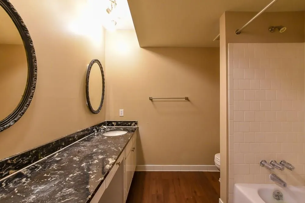 6851 Roswell Road Unit C10, Atlanta, Georgia 30328, 2 Bedrooms Bedrooms, ,2 BathroomsBathrooms,Residential,Sold,6851 Roswell Road Unit C10,5962416