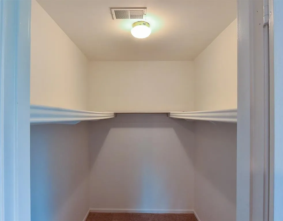 6851 Roswell Road Unit C10, Atlanta, Georgia 30328, 2 Bedrooms Bedrooms, ,2 BathroomsBathrooms,Residential,Sold,6851 Roswell Road Unit C10,5962416