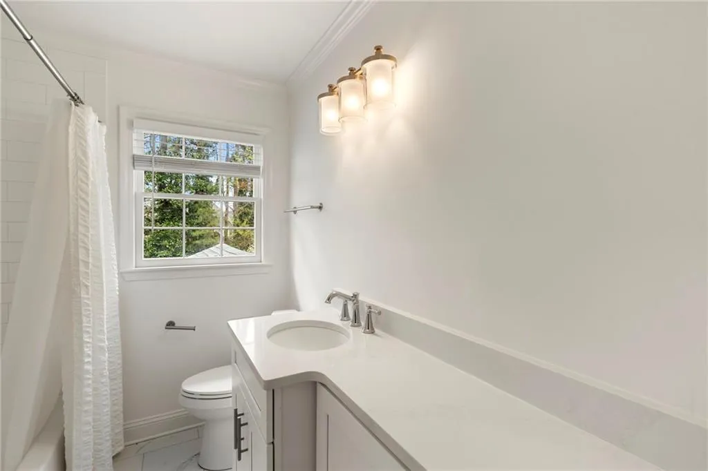 6615 Williamson Drive, Atlanta, Georgia 30328, 3 Bedrooms Bedrooms, ,2 BathroomsBathrooms,Residential,For Sale,6615 Williamson Drive,7735444
