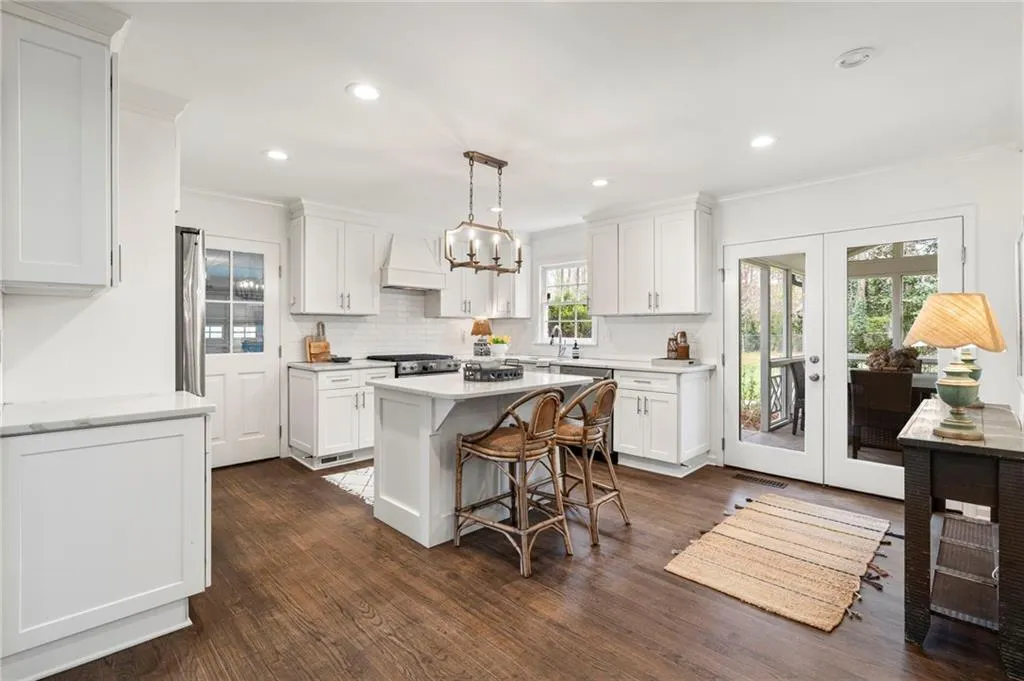 6615 Williamson Drive, Atlanta, Georgia 30328, 3 Bedrooms Bedrooms, ,2 BathroomsBathrooms,Residential,For Sale,6615 Williamson Drive,7735444