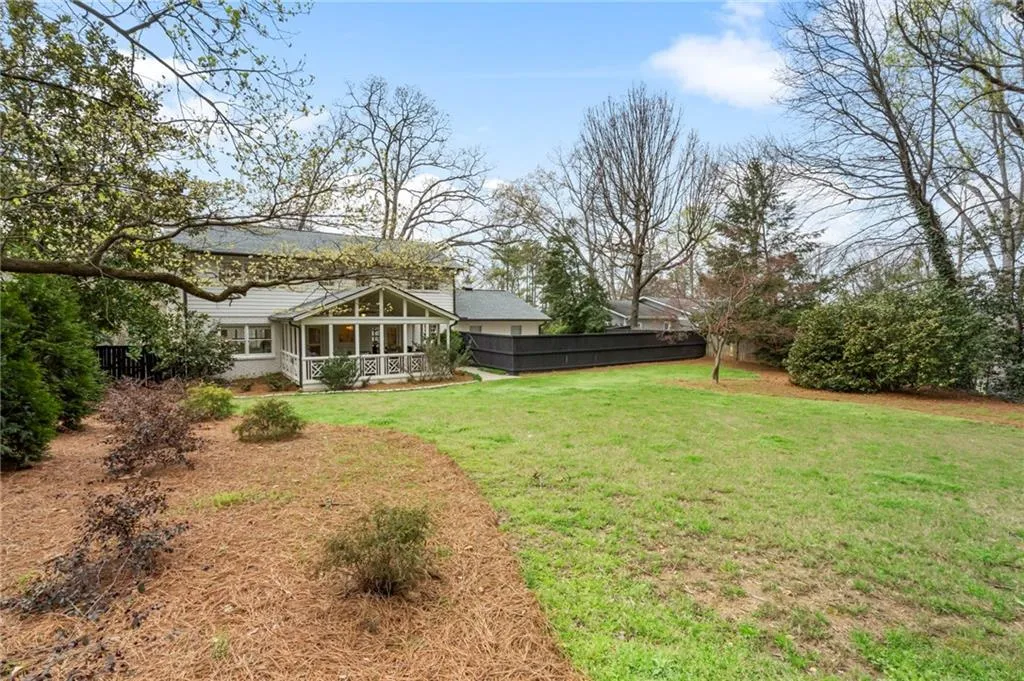 6615 Williamson Drive, Atlanta, Georgia 30328, 3 Bedrooms Bedrooms, ,2 BathroomsBathrooms,Residential,For Sale,6615 Williamson Drive,7735444