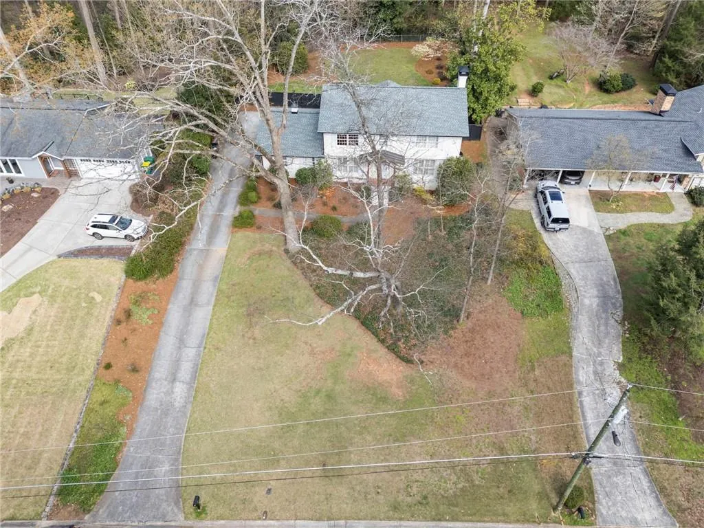 6615 Williamson Drive, Atlanta, Georgia 30328, 3 Bedrooms Bedrooms, ,2 BathroomsBathrooms,Residential,For Sale,6615 Williamson Drive,7735444