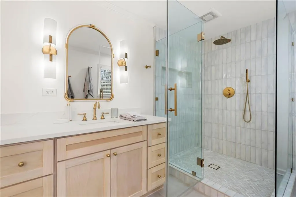 6615 Williamson Drive, Atlanta, Georgia 30328, 3 Bedrooms Bedrooms, ,2 BathroomsBathrooms,Residential,For Sale,6615 Williamson Drive,7735444