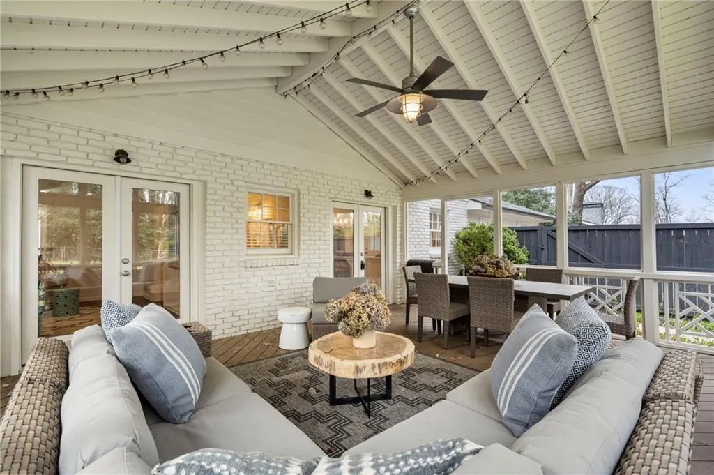 6615 Williamson Drive, Atlanta, Georgia 30328, 3 Bedrooms Bedrooms, ,2 BathroomsBathrooms,Residential,For Sale,6615 Williamson Drive,7735444