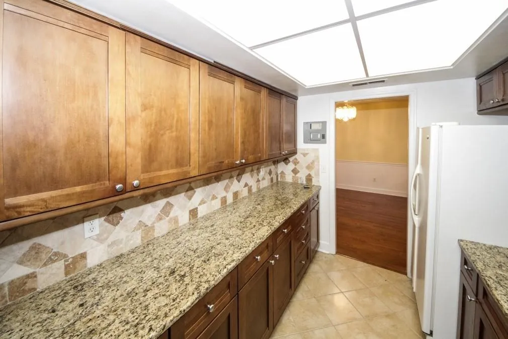 6851 Roswell Road Unit P2, Atlanta, Georgia 30328, 2 Bedrooms Bedrooms, ,2 BathroomsBathrooms,Residential,Sold,6851 Roswell Road Unit P2,6062320