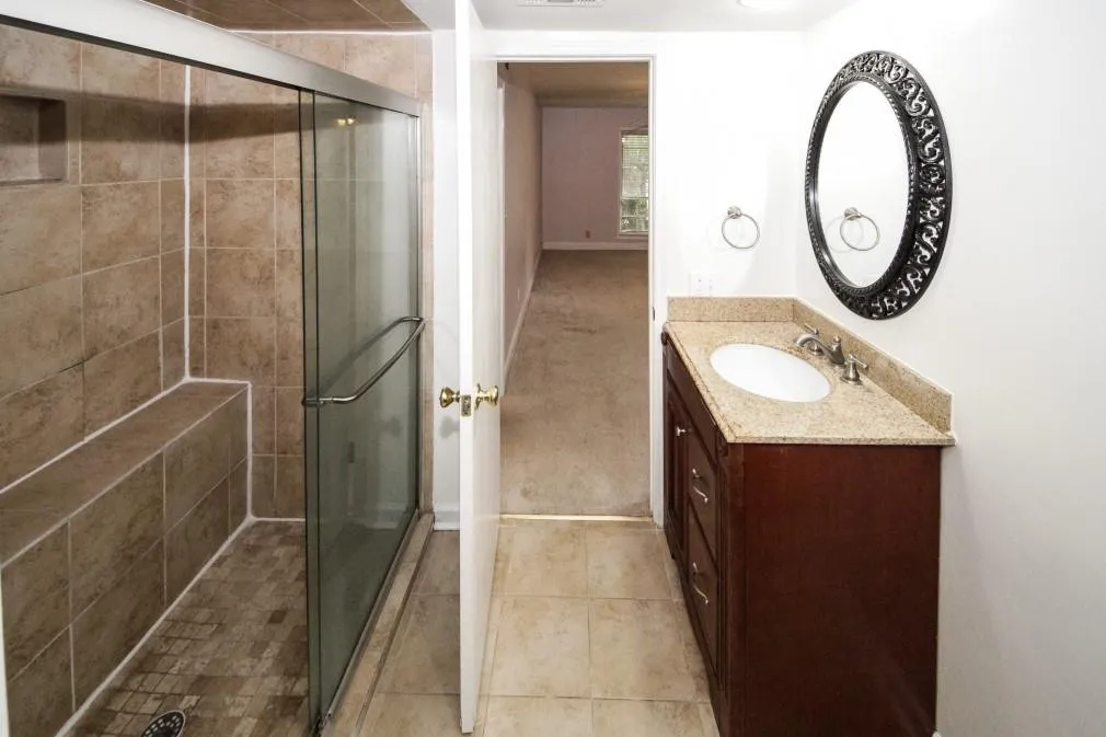 6851 Roswell Road Unit P2, Atlanta, Georgia 30328, 2 Bedrooms Bedrooms, ,2 BathroomsBathrooms,Residential,Sold,6851 Roswell Road Unit P2,6062320