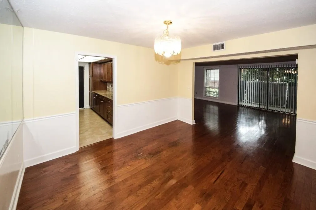 6851 Roswell Road Unit P2, Atlanta, Georgia 30328, 2 Bedrooms Bedrooms, ,2 BathroomsBathrooms,Residential,Sold,6851 Roswell Road Unit P2,6062320