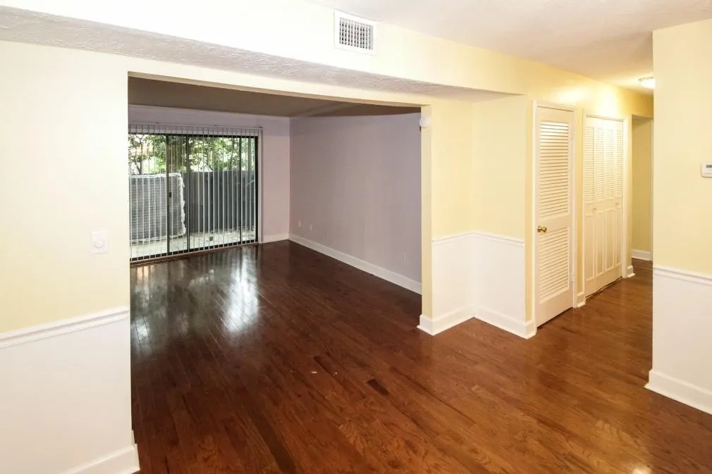 6851 Roswell Road Unit P2, Atlanta, Georgia 30328, 2 Bedrooms Bedrooms, ,2 BathroomsBathrooms,Residential,Sold,6851 Roswell Road Unit P2,6062320