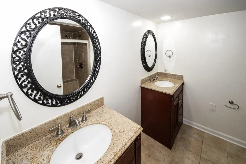 6851 Roswell Road Unit P2, Atlanta, Georgia 30328, 2 Bedrooms Bedrooms, ,2 BathroomsBathrooms,Residential,Sold,6851 Roswell Road Unit P2,6062320