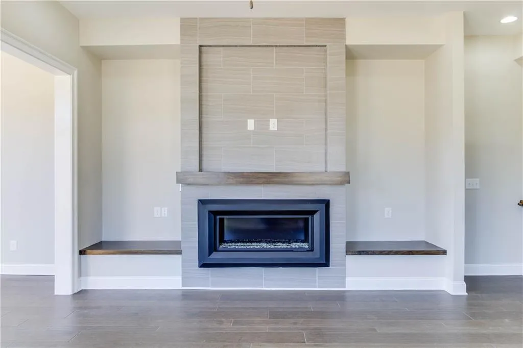 4202 Deming Circle, Atlanta, Georgia 30342, 3 Bedrooms Bedrooms, ,3 BathroomsBathrooms,Residential,Sold,4202 Deming Circle,5812503