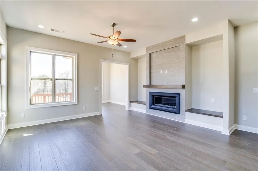 4202 Deming Circle, Atlanta, Georgia 30342, 3 Bedrooms Bedrooms, ,3 BathroomsBathrooms,Residential,Sold,4202 Deming Circle,5812503