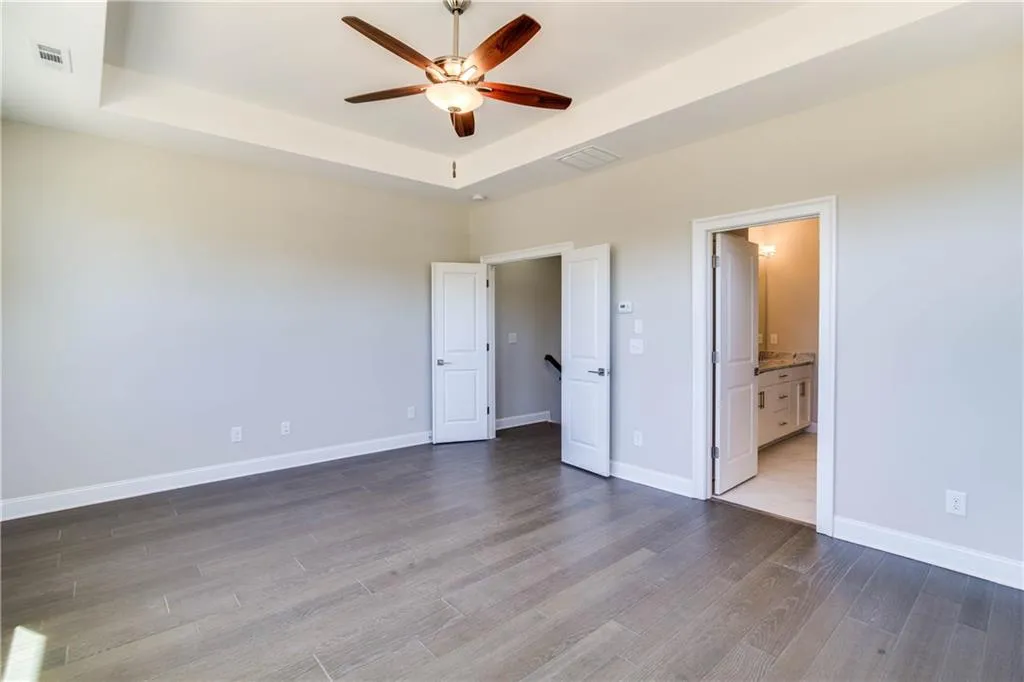 4202 Deming Circle, Atlanta, Georgia 30342, 3 Bedrooms Bedrooms, ,3 BathroomsBathrooms,Residential,Sold,4202 Deming Circle,5812503