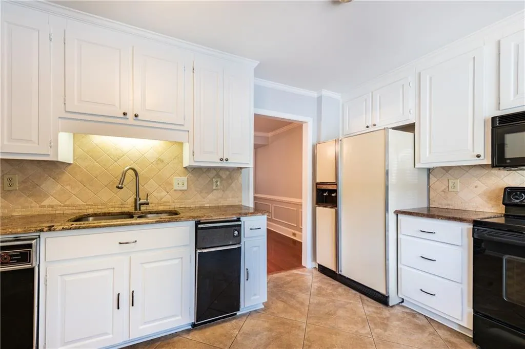 405 Towergate Place, Atlanta, Georgia 30350, 2 Bedrooms Bedrooms, ,2 BathroomsBathrooms,Residential,Sold,405 Towergate Place,6606024