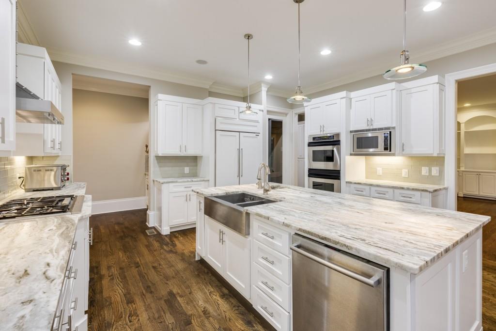 343 Caruso Court, Sandy Springs, Georgia 30350, 5 Bedrooms Bedrooms, ,6 BathroomsBathrooms,Residential,Sold,343 Caruso Court,7329097