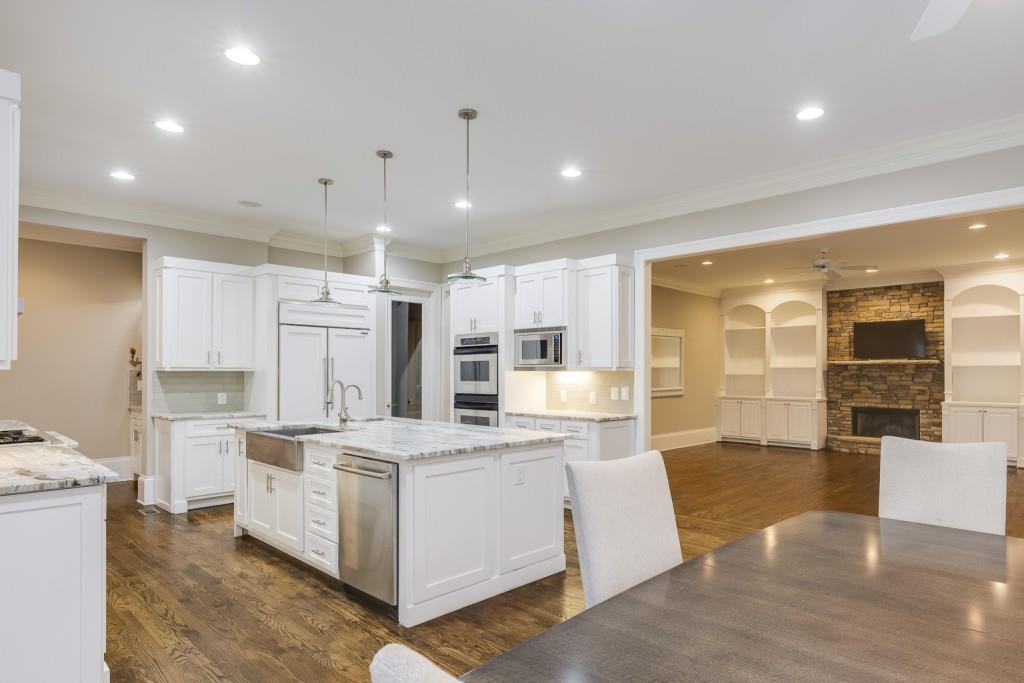 343 Caruso Court, Sandy Springs, Georgia 30350, 5 Bedrooms Bedrooms, ,6 BathroomsBathrooms,Residential,Sold,343 Caruso Court,7329097